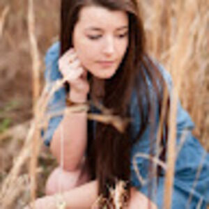 Meet your Posher, Caitlyn